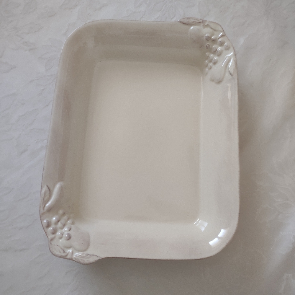 Large Rectangular Casafina Portugal Hand painted embossed fruit baker